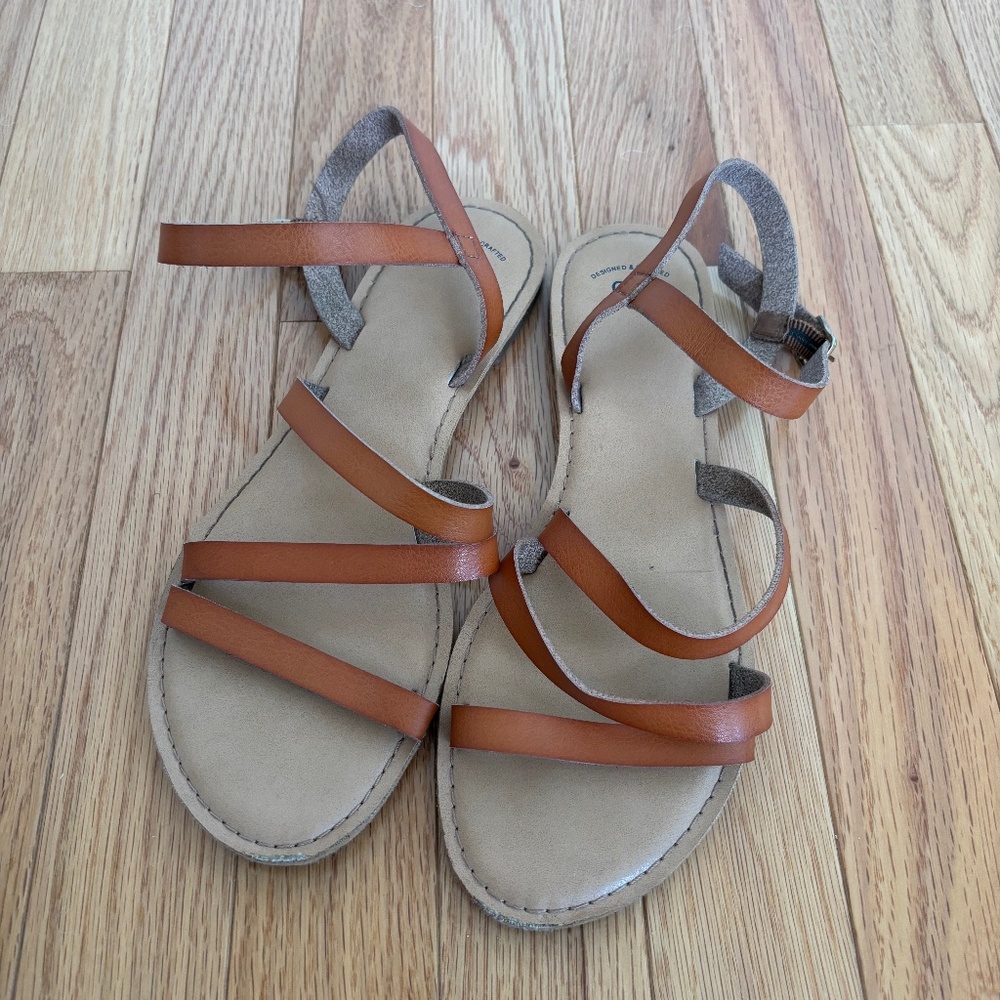 Gap brown strappy sandals